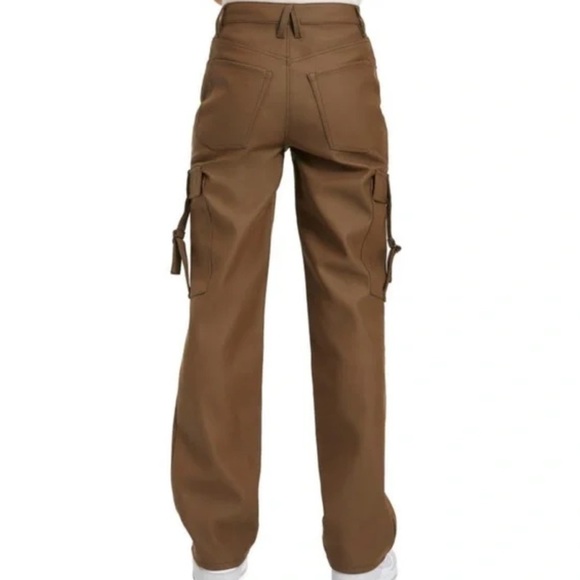 NWT Good American Good 90s Faux Leather Trooper Pants in Fog - Picture 4 of 17